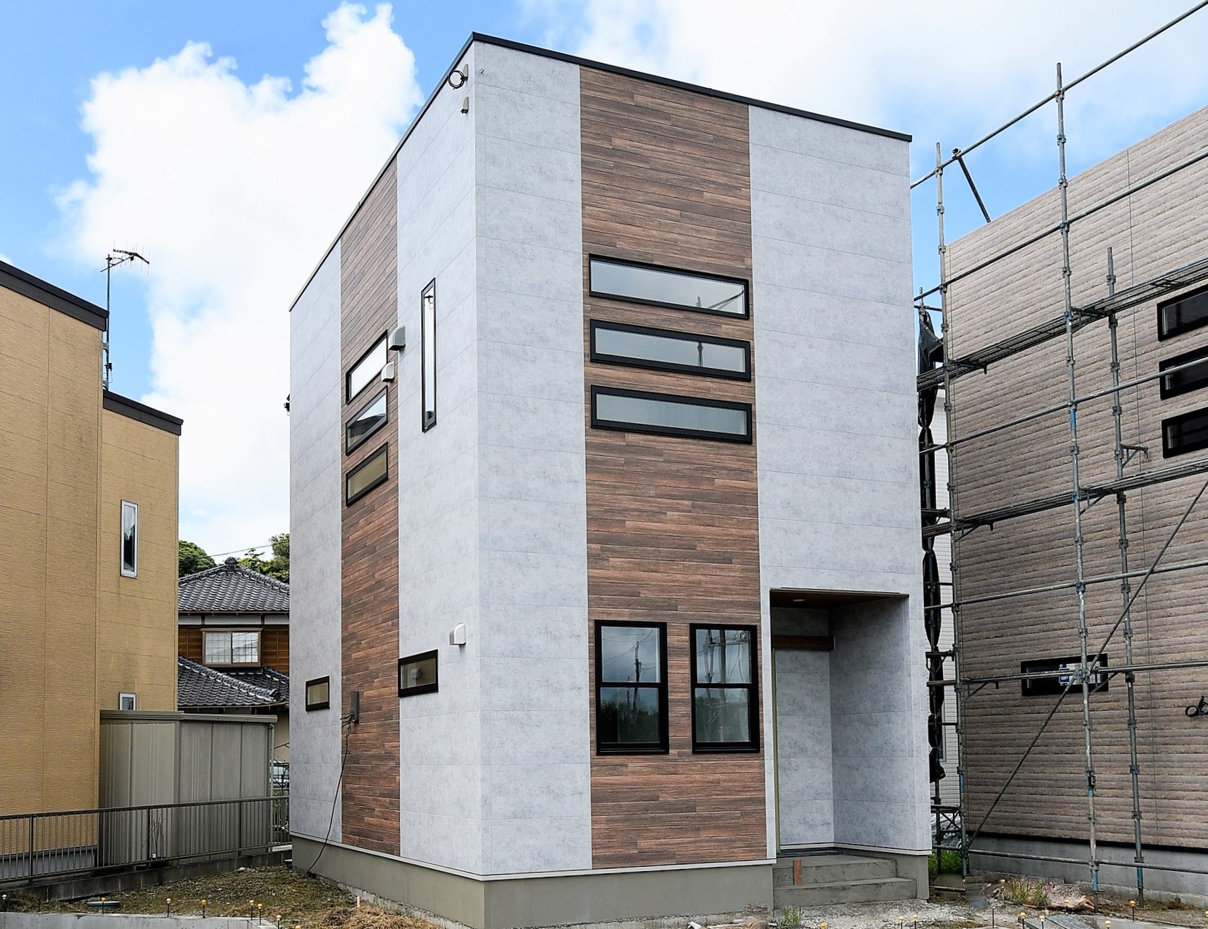 NUMA HOUSE